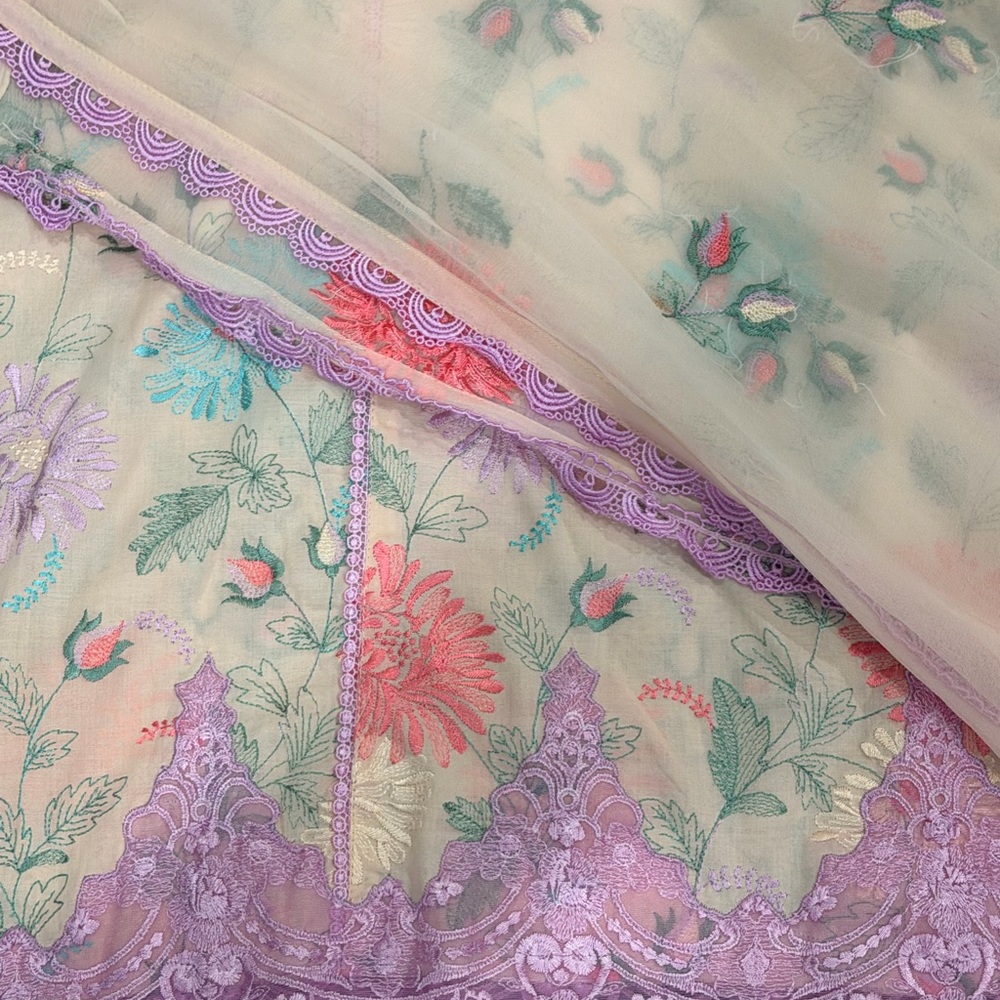 Embroidered Floral Pastel Kurta Set - Picture 11 of 13
